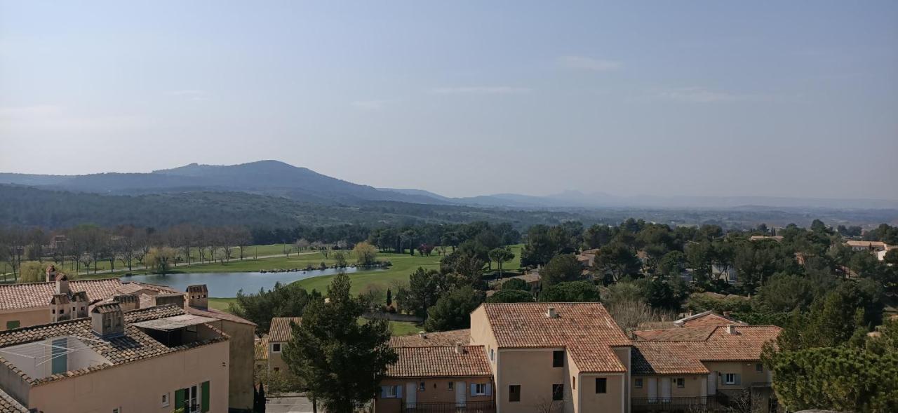 T2 Climatise Avec Belle Vue , Golf De Pont-royal *